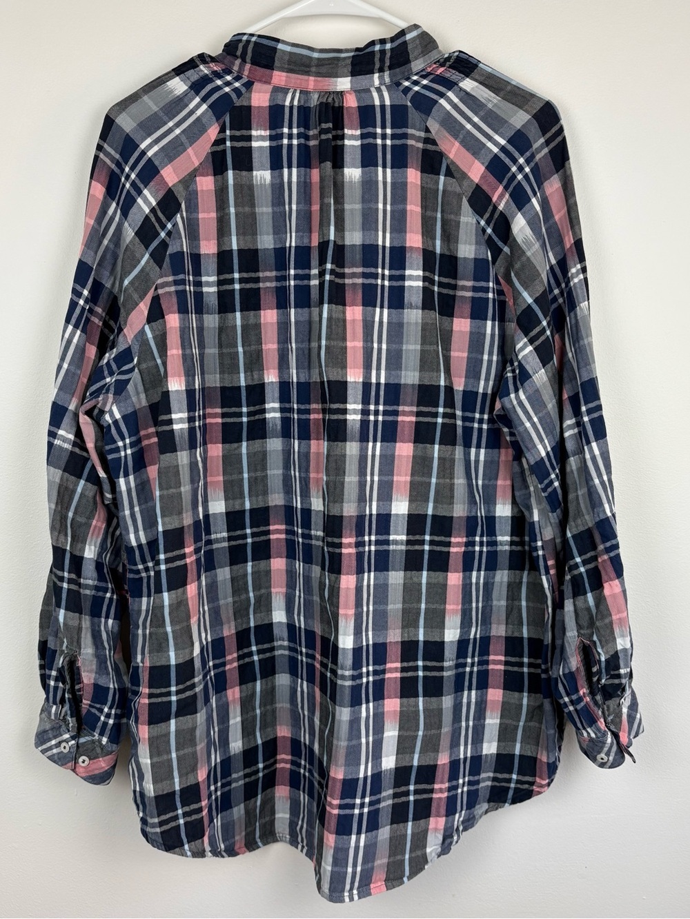 Lane Bryant Navy, Pink & Gray Plaid Shirt 14/16 EUC 99% Cotton Preppy Academia - Picture 5 of 9